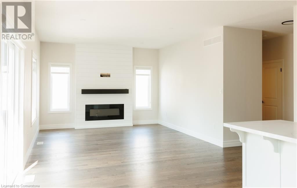 575 ALBERT Avenue N Unit# 21 Image 15