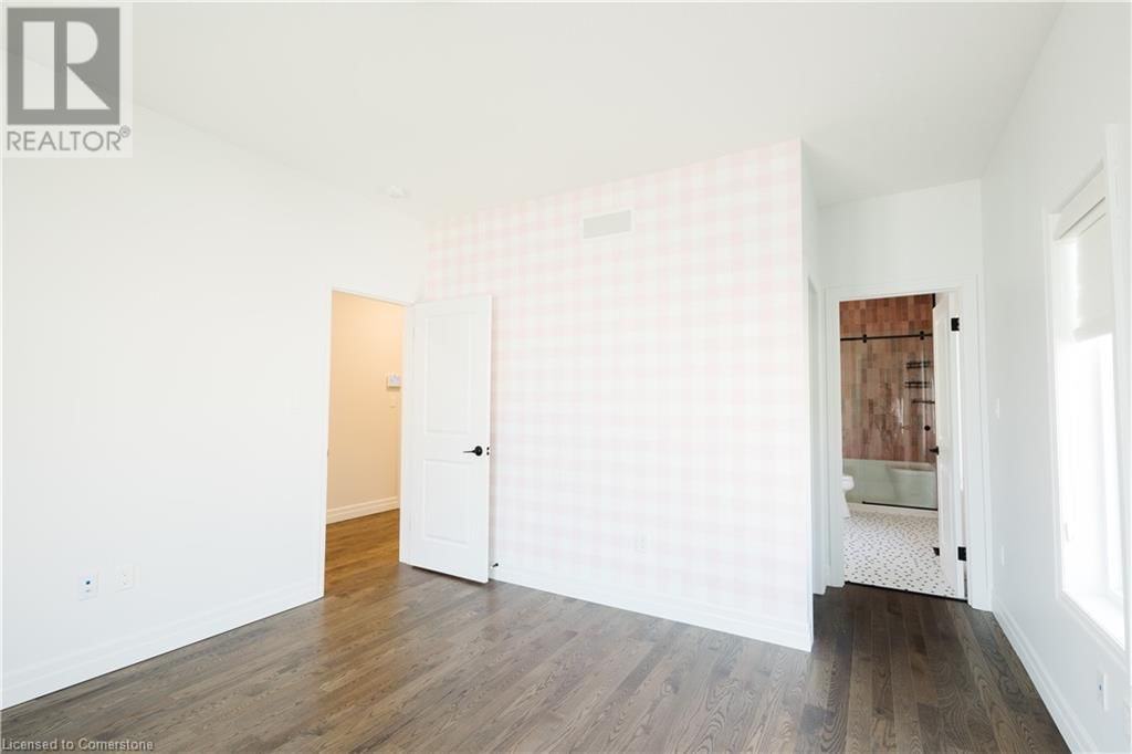 575 ALBERT Avenue N Unit# 21 Image 17