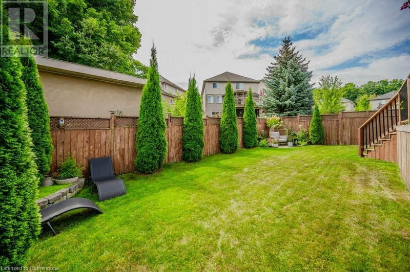 517 PEACH BLOSSOM Court  Kitchener, N2E3Z8 | Image 40