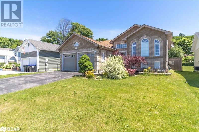 46 BYRNES Crescent  Penetanguishene, L9M1V9 | Image 1