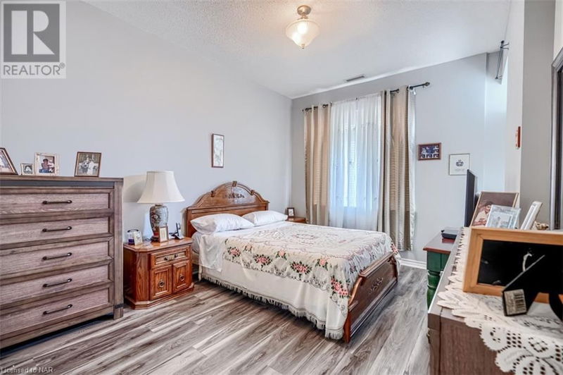 7 DAYSPRING Circle  Brampton, L6P1B8 | Image 12