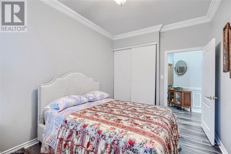 7 DAYSPRING Circle  Brampton, L6P1B8 | Image 4