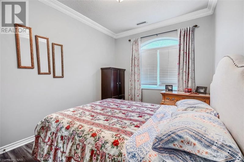 7 DAYSPRING Circle  Brampton, L6P1B8 | Image 5