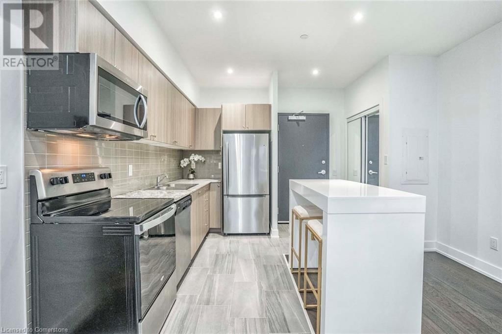 310 BROADWAY Avenue Unit# 203 Image 8