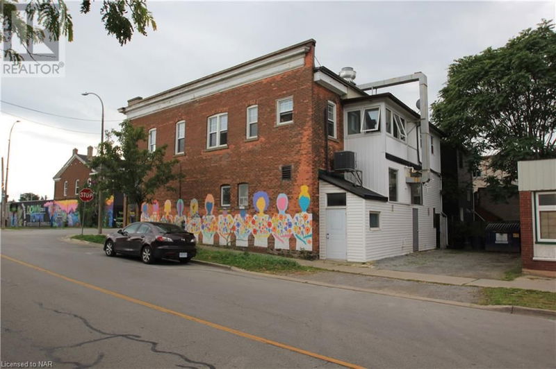 413 ST. PAUL Street  St. Catharines, L2R3N1 | Image 3