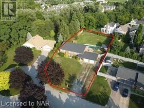 4 MERRITT Circle  Niagara-on-the-Lake, L0S1J0 | Image 18