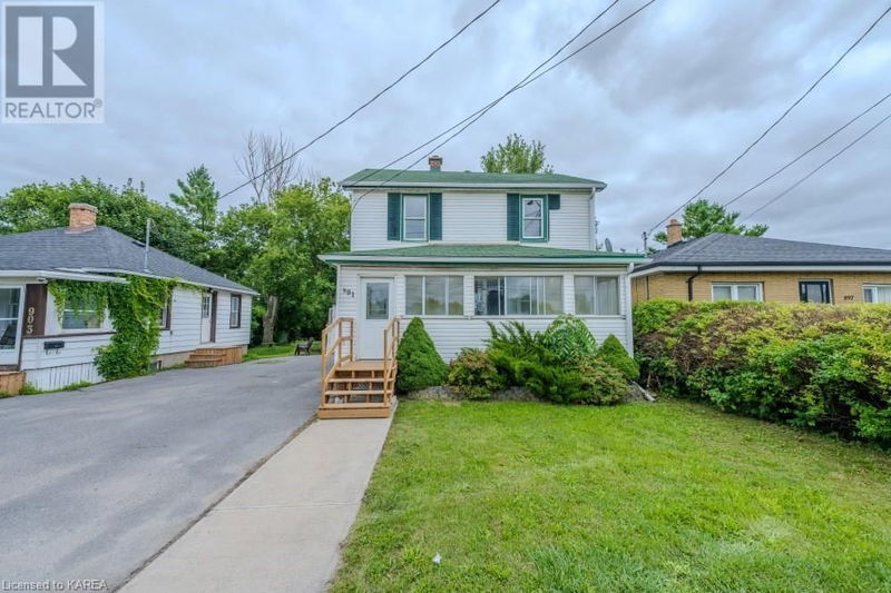 901 DIVISION ST Street  Kingston, K7K4C6 | Image 1