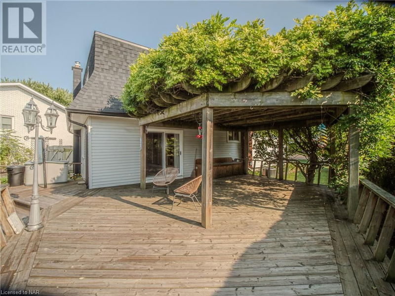 219 LAKESHORE Road  St. Catharines, L2M1R8 | Image 19