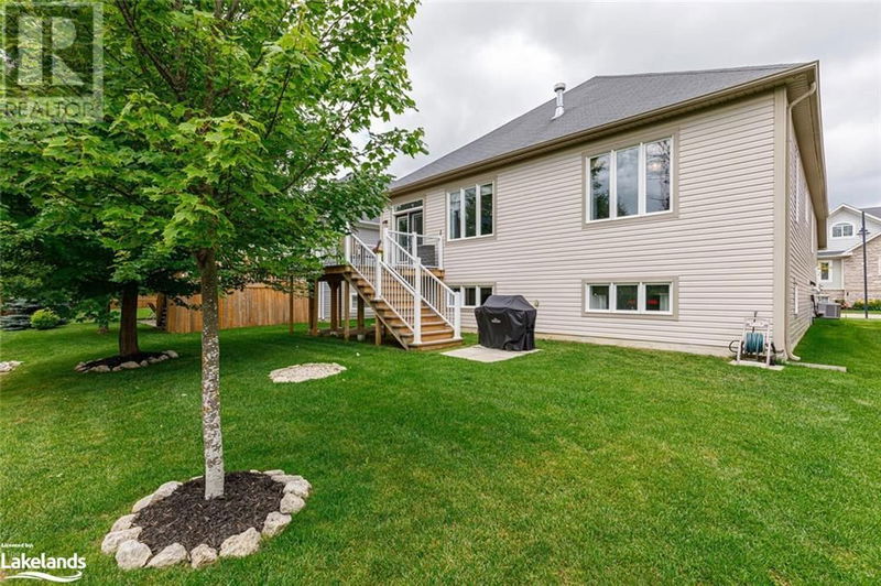 44 STARBOARD Circle  Wasaga Beach, L9Z0E9 | Image 35