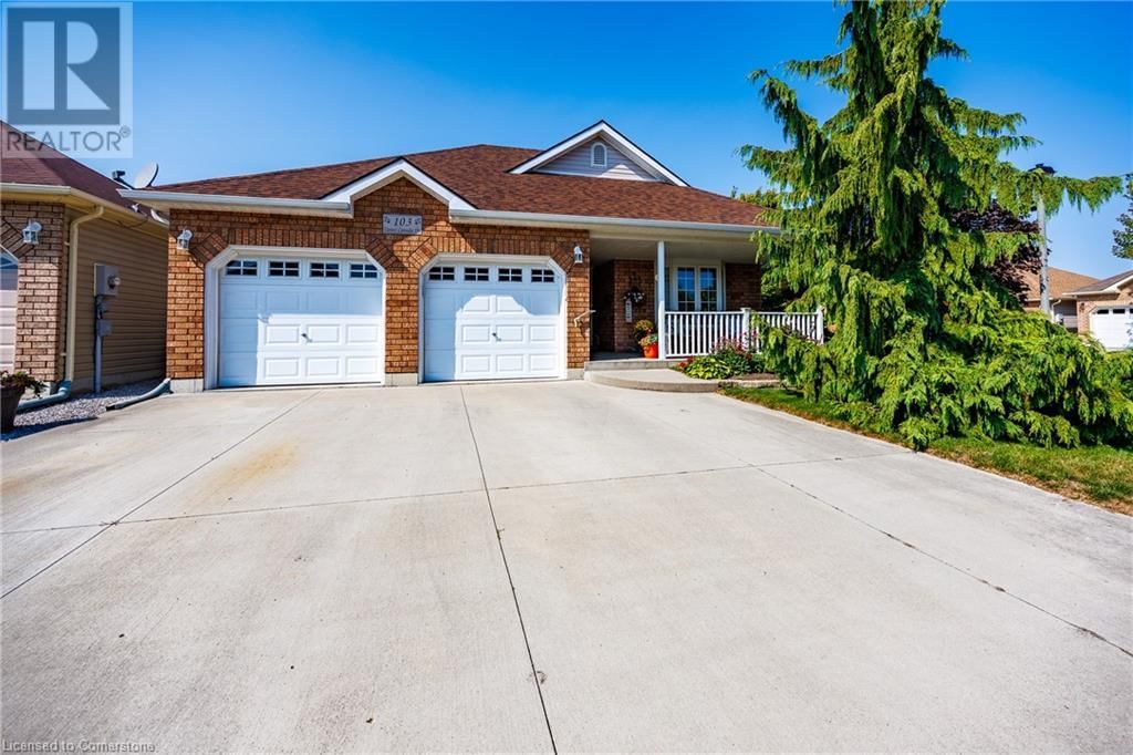 103 UPPER CANADA Drive Image 1