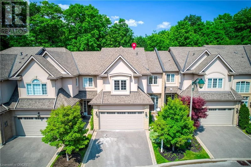 2303 HILL RIDGE Court  Oakville, L6M3N3 | Image 3