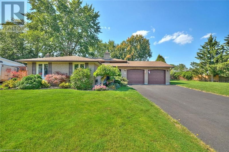 21 WINDERMERE Court  Welland, L3C5V4 | Image 1