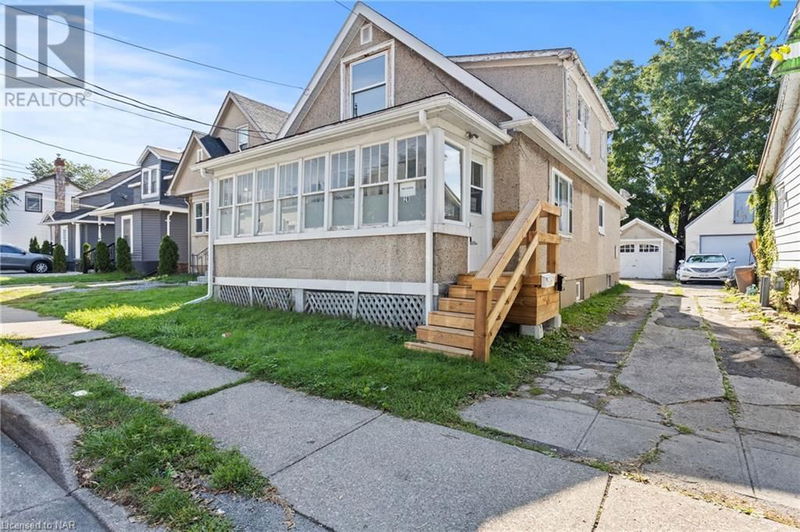 28 DIVISION Street  St. Catharines, L2R3G2 | Image 1