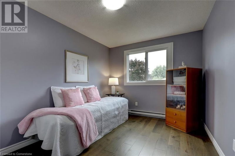 228 ROSEBANK Place  Kitchener, N2E2R8 | Image 28