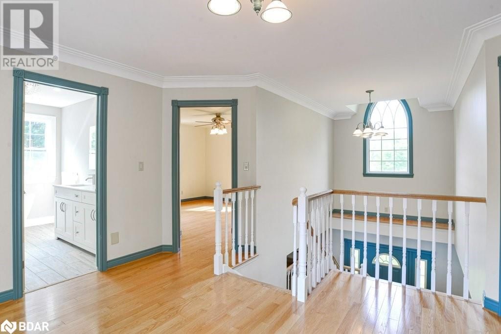 1390 WARMINSTER Image 20