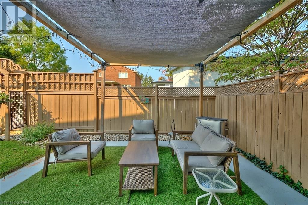 14 BROOKFIELD Court Image 13