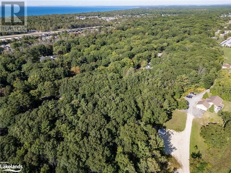 173 WILDWOOD Drive  Wasaga Beach, L9Z1R3 | Image 10