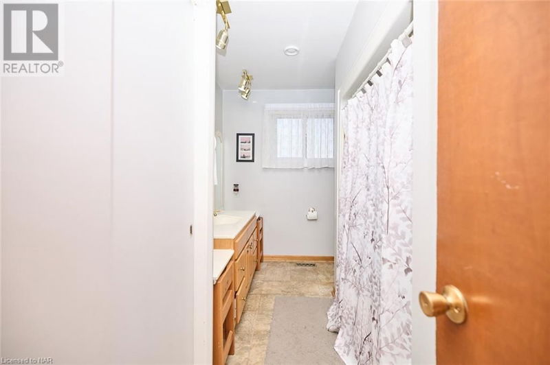 30 JANET Street  Port Colborne, L3K2E7 | Image 22