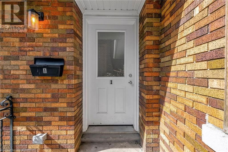 132 MERNER Avenue  Kitchener, N2H1X8 | Image 2