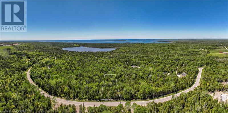 13 TRILLIUM CROSSING null  Northern Bruce Peninsula, N0H1W0 | Image 1