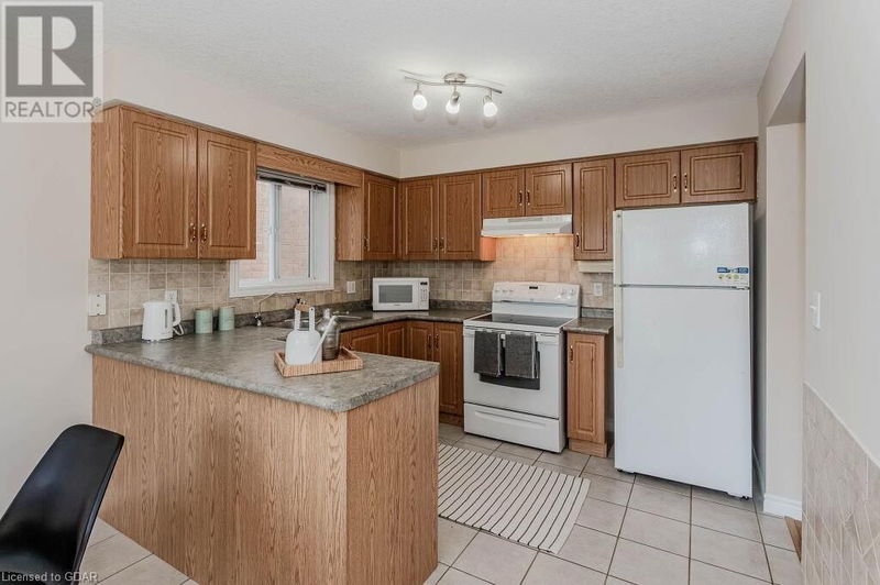 210 RICKSON Avenue  Guelph, N1G5H1 | Image 13