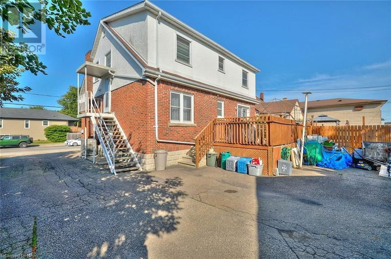 87 SOUTHWORTH Street  Welland, L3B1Y7 | Image 3