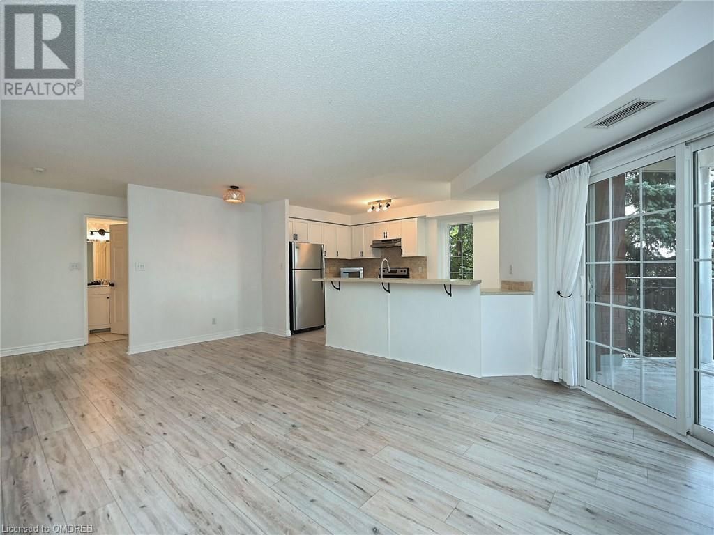 2301 PARKHAVEN Boulevard Unit# 204 Image 13