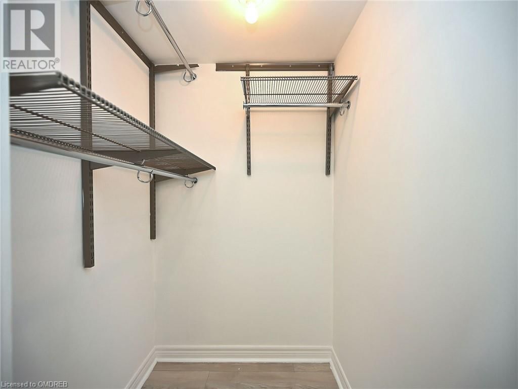 2301 PARKHAVEN Boulevard Unit# 204 Image 24