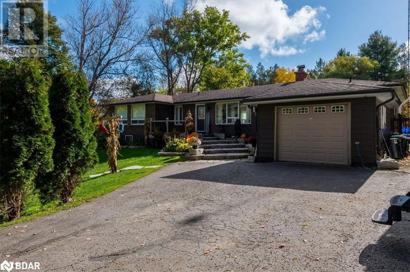 1043 PETER Street West Oro-Medonte, L0L2J0 | Image 1