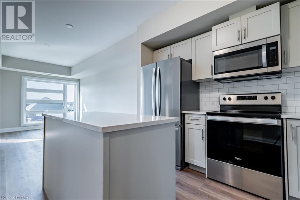 118 SUMMERSIDES Boulevard Unit# 209 Image 18