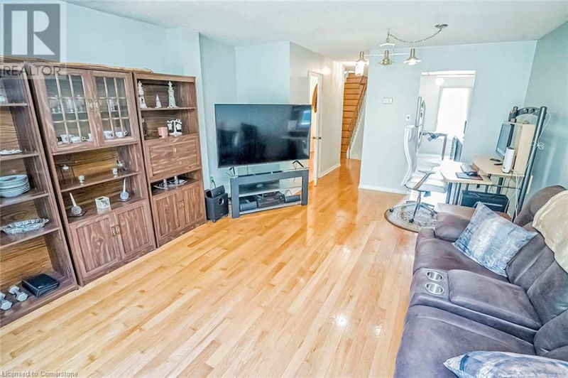 102 PENNYHILL Drive  Toronto, M1B4K7 | Image 13