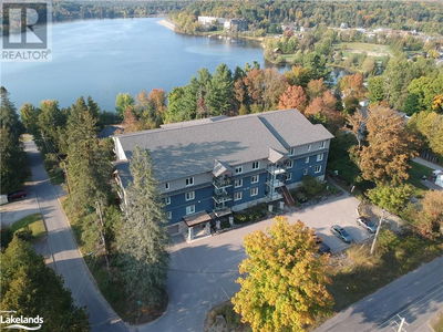 4 LAKE Avenue  Haliburton, K0M1S0 | Image 1