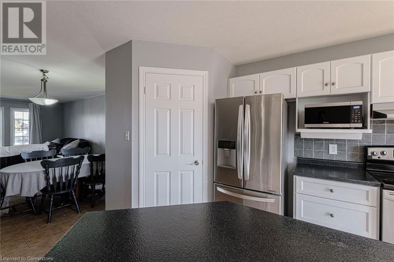 16 GAAL Court  Brantford, N3T6R5 | Image 12