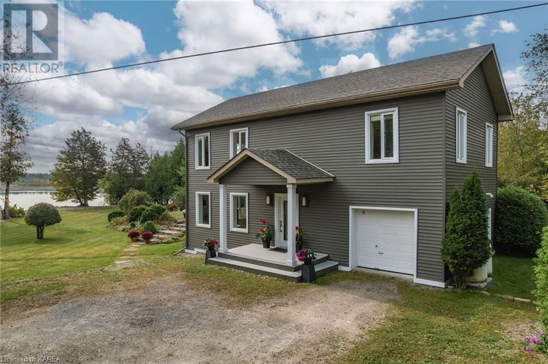 2749 LAKEFIELD DRIVE Drive  Inverary, K0H1X0 | Image 1