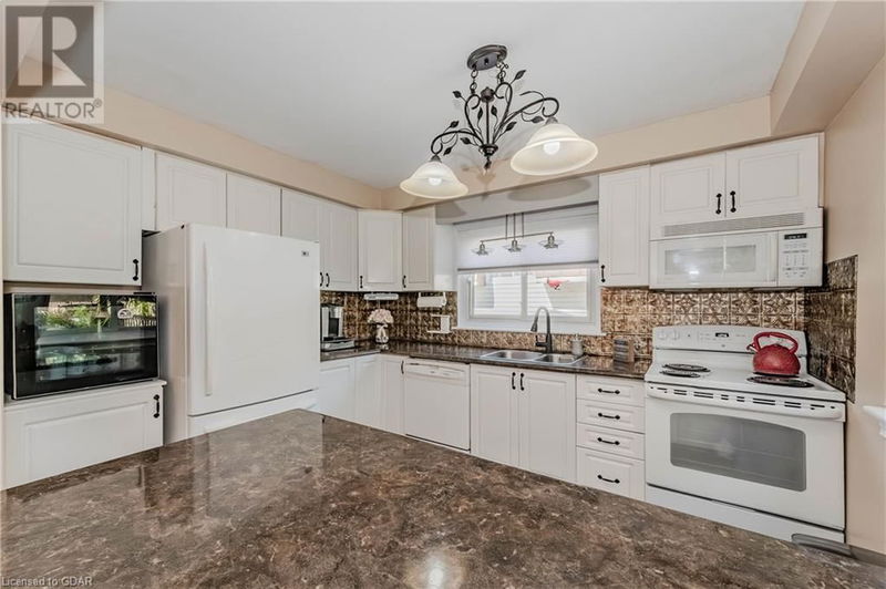 25 BELCOURT Crescent  Guelph, N1H7A6 | Image 12