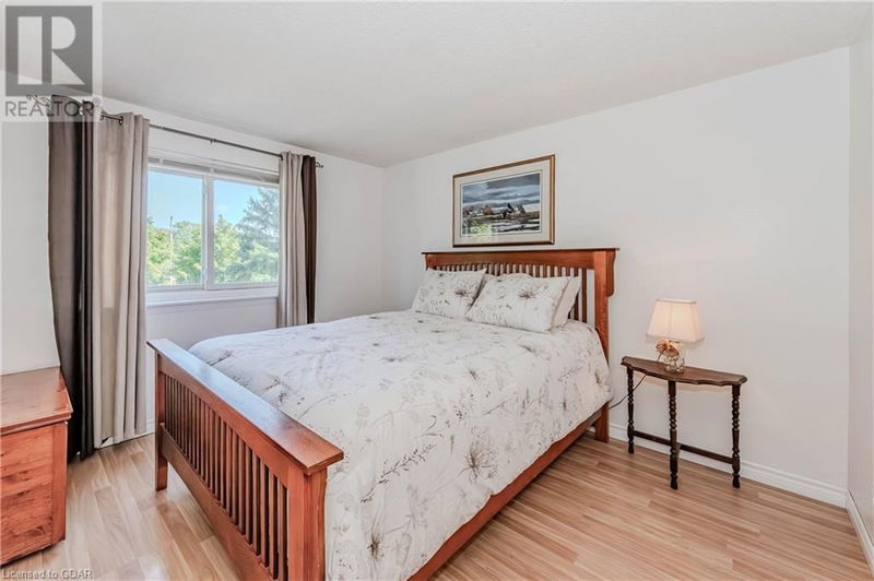 25 BELCOURT Crescent  Guelph, N1H7A6 | Image 23