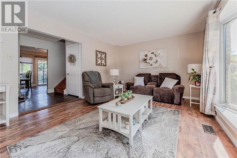 25 BELCOURT Crescent  Guelph, N1H7A6 | Image 9