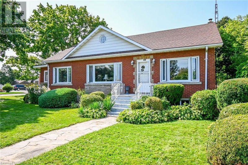 281 LAKE Street  St. Catharines, L2R5Z7 | Image 2