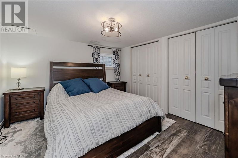 46 CROSS CREEK Boulevard  Guelph, N1H6J2 | Image 48