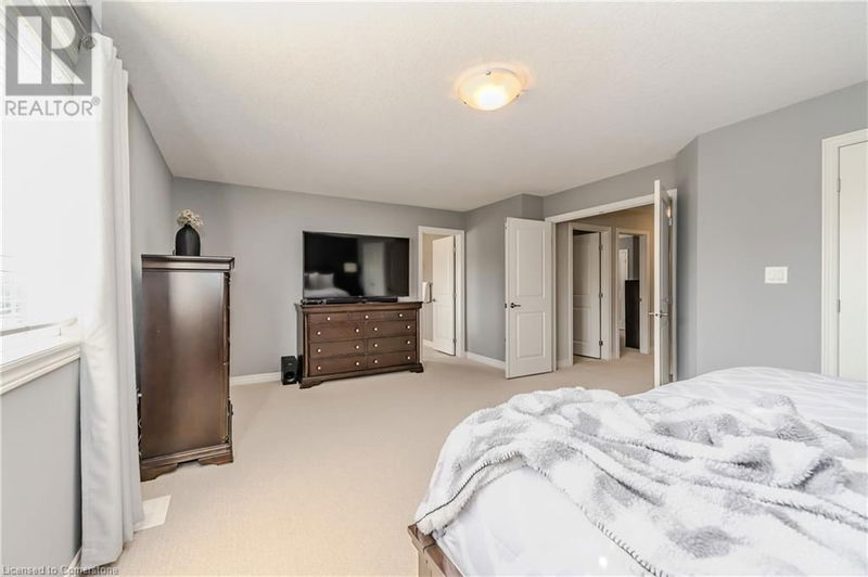 15 DOON CREEK Street  Kitchener, N2R0B4 | Image 26