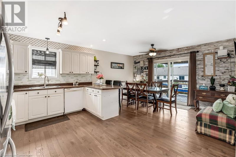 25 BRATT Drive  Windsor, N9V4A1 | Image 18