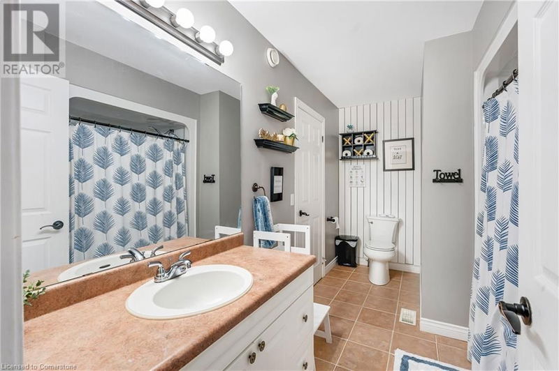 25 BRATT Drive  Windsor, N9V4A1 | Image 27