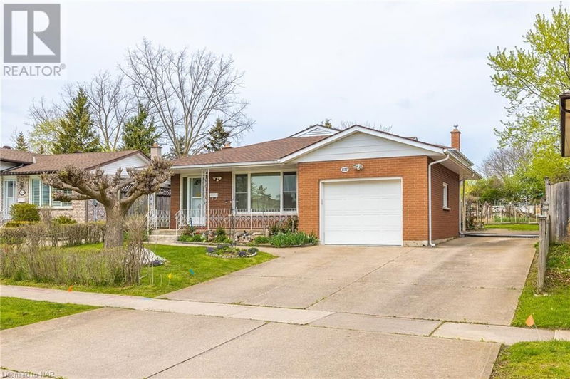 4177 BROOKDALE Drive  Niagara Falls, L2H2A9 | Image 1