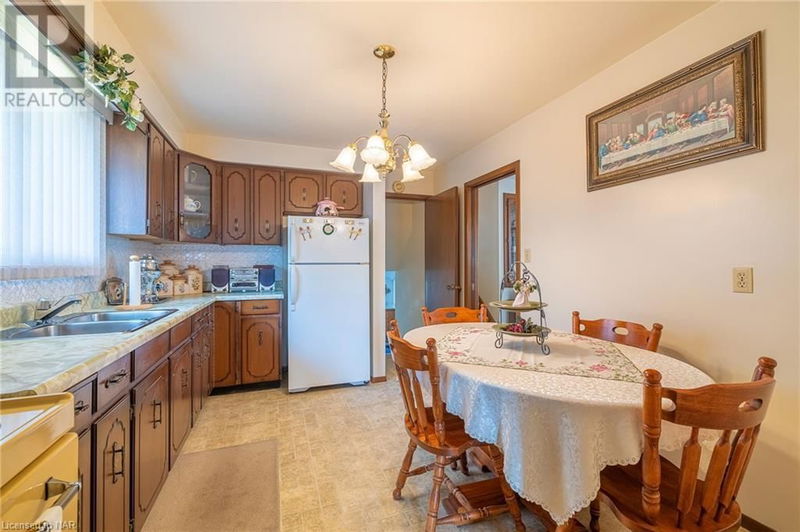 4177 BROOKDALE Drive  Niagara Falls, L2H2A9 | Image 19