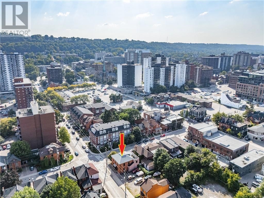 120 CATHARINE STREET SOUTH Image 2