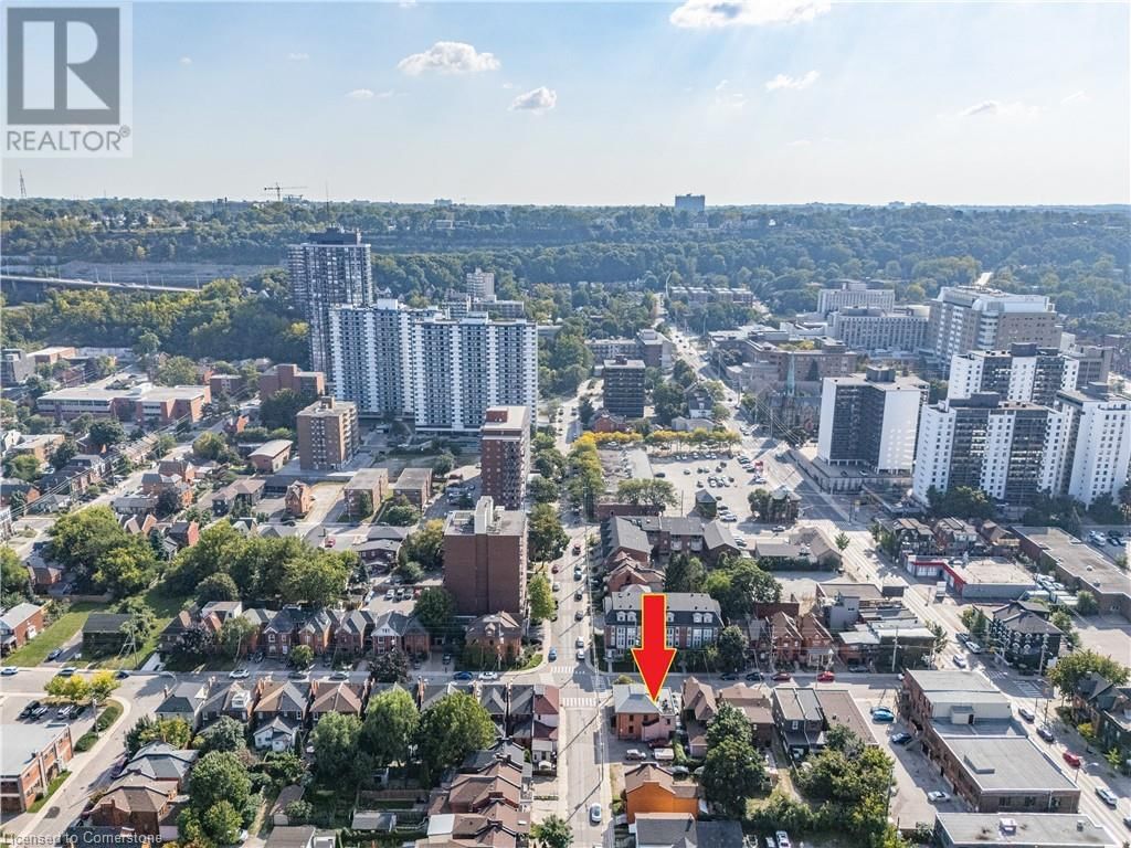 120 CATHARINE STREET SOUTH Image 3