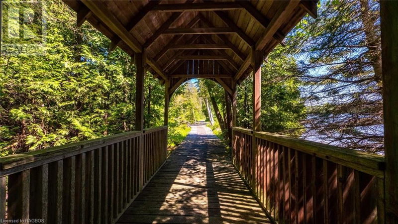 5 TRILLIUM Crossing  Northern Bruce Peninsula, N0H1W0 | Image 32