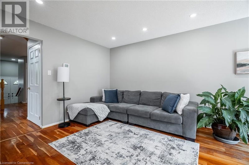 3569 NUTCRACKER Drive  Mississauga, L5N6G1 | Image 11