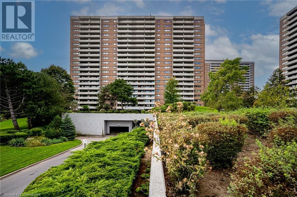 250 SCARLETT Road Unit# PH 2012 Image 3