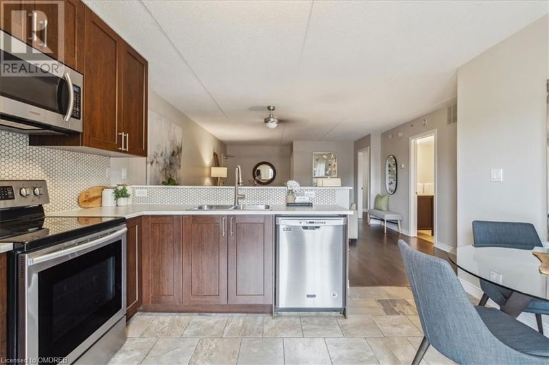 4005 KILMER Drive  Burlington, L7M4M2 | Image 18